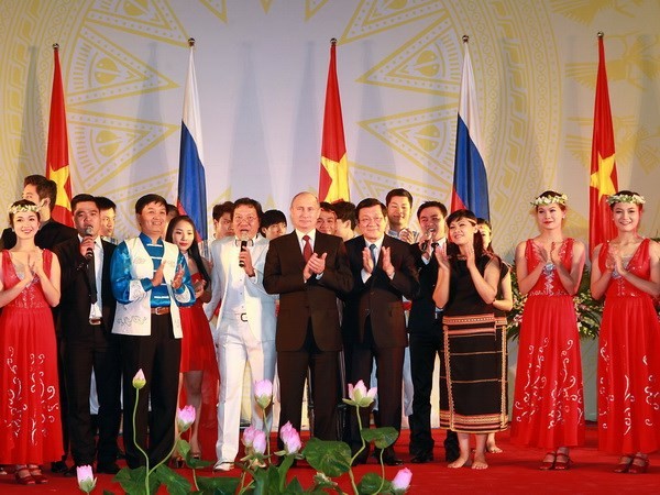 Ảnh minh hoạ: Ngày hội văn hóa Việt - Nga 2013.