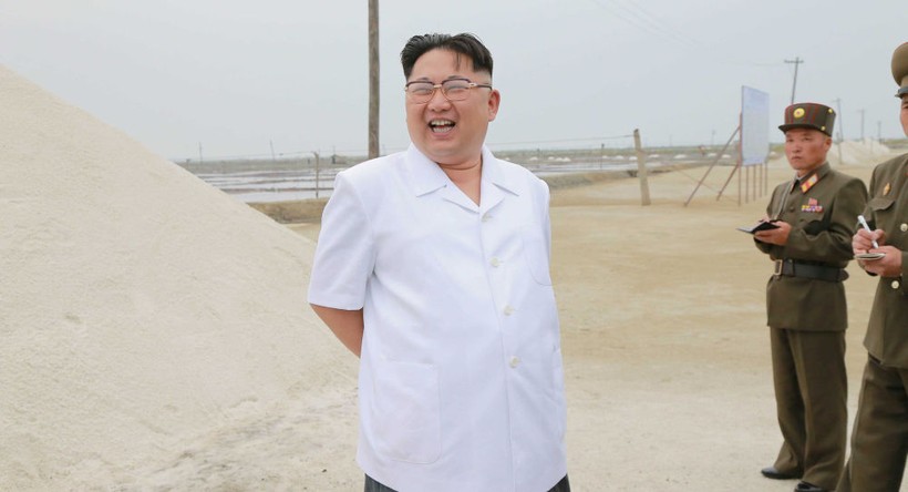 Video: Kim Jong-un có khai man hồ sơ?