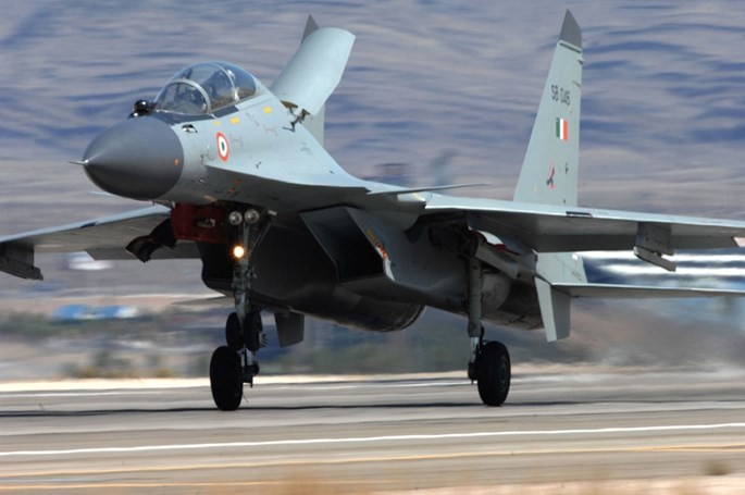 Tiêm kích Su-30MKI do Ấn Độ lắp ráp và sản xuất theo giấy phép của Nga 