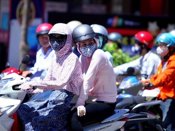 Nhiệt độ cao nhất trong ngày tại Hà Nội có thể lên tới 37 độ C.