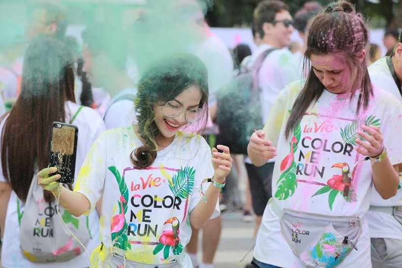 Năm nay, sự kiện Color Me Run có sự hiện diện của nhà mạng Vietnamobile và MOOV (ứng dụng âm nhạc trực tuyến hàng đầu của Hong Kong) với tư cách là hai nhà đồng tài trợ đã làm cho sức nóng của Color Me Run được đẩy lên hơn bao giờ hết!