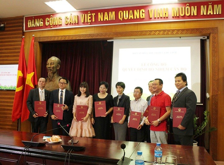 Bà Ninh Thị Thu Hương được bổ nhiệm Cục trưởng Cục Văn hóa cơ sở - Bộ VHTTDL ảnh 1 Các đồng chí được bổ nhiệm.