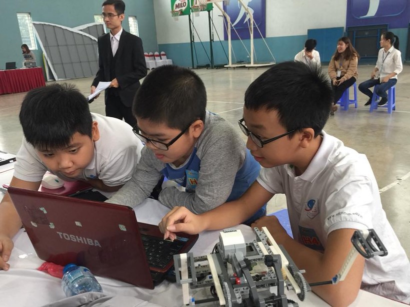 Việt Nam có 58 đại diện dự Robothon Quốc tế 2017 tại Philippines ảnh 4 Việt Nam có 58 đại diện dự Robothon Quốc tế 2017 tại Philippines ảnh 4