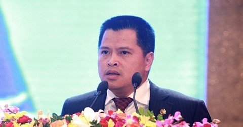 Sếp ngân hàng nào kiếm tiền mạnh nhất năm qua? - Ảnh 1. Sếp ngân hàng nào kiếm tiền mạnh nhất năm qua? - Ảnh 1.