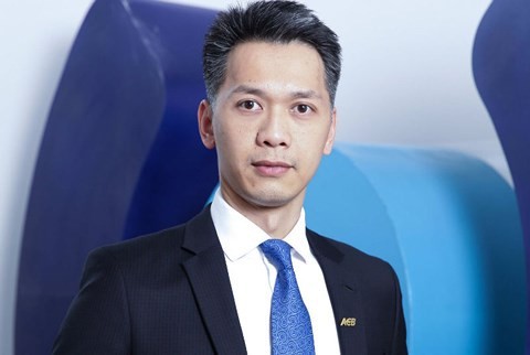 Sếp ngân hàng nào kiếm tiền mạnh nhất năm qua? - Ảnh 3. Sếp ngân hàng nào kiếm tiền mạnh nhất năm qua? - Ảnh 3.