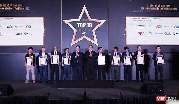 Các doanh nghiệp nhận danh hiệu "Top 10 doanh nghiệp CNTT Việt Nam 2020".