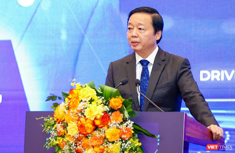 Phó Thủ tướng Trần Hồng Hà phát biểu tại diễn đàn Dx Summit 2023