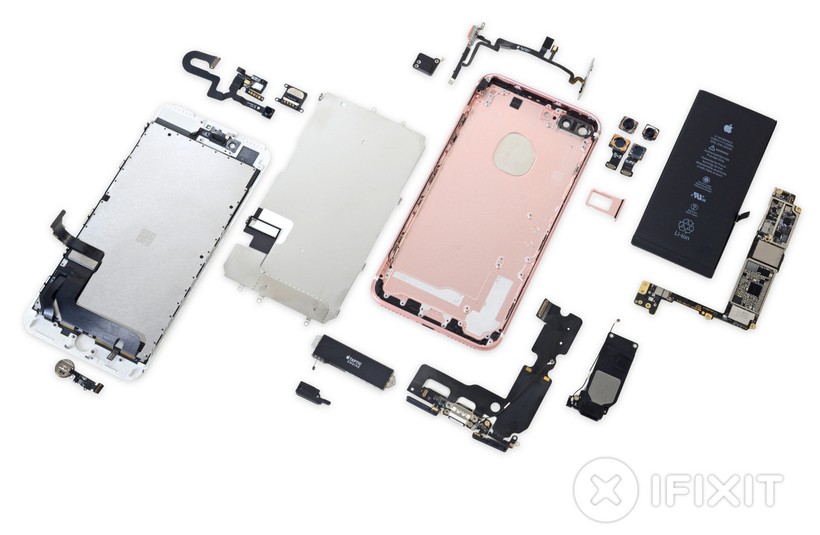 Intel cáo buộc Qualcomm  tính mức phí bản quyền thấp hơn cho Apple để Apple độc quyền sử dụng chip của Qualcomm
