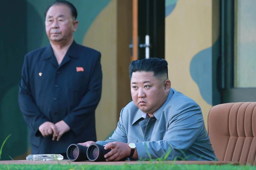 Chủ tịch Triều Tiên Kim Jong-un trong bức ảnh mà KCNA công bố hồi tuần trước (Ảnh: AFP)