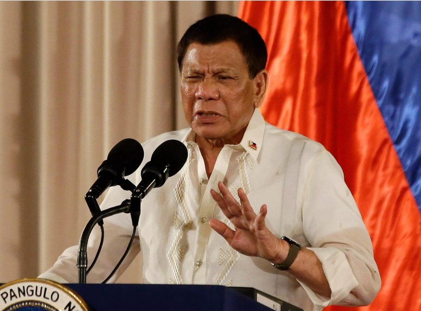 Tổng thống Duterte khẳng định sẽ không cho phép Mỹ đặt tên lửa trên lãnh thổ Philippines (Ảnh: The Sun)