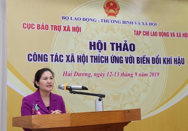 Thứ trưởng Bộ Lao động -Thương binh và Xã hội Nguyễn Thị Hà phát biểu tại hội thảo (Ảnh: Khánh Duy)