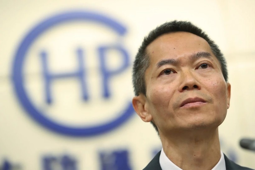 Tiến sĩ Wong Ka-hing, người đứng đầu Trung tâm Bảo vệ Sức khỏe Hong Kong (Ảnh: SCMP)