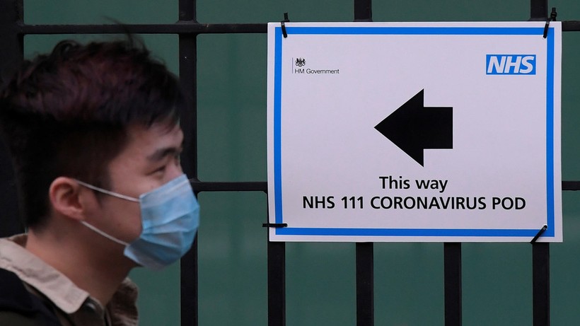 Các bệnh viện ở London có thể quá tải sau vài ngày do lượng bệnh nhân COVID-19 quá đông (Ảnh: RT)