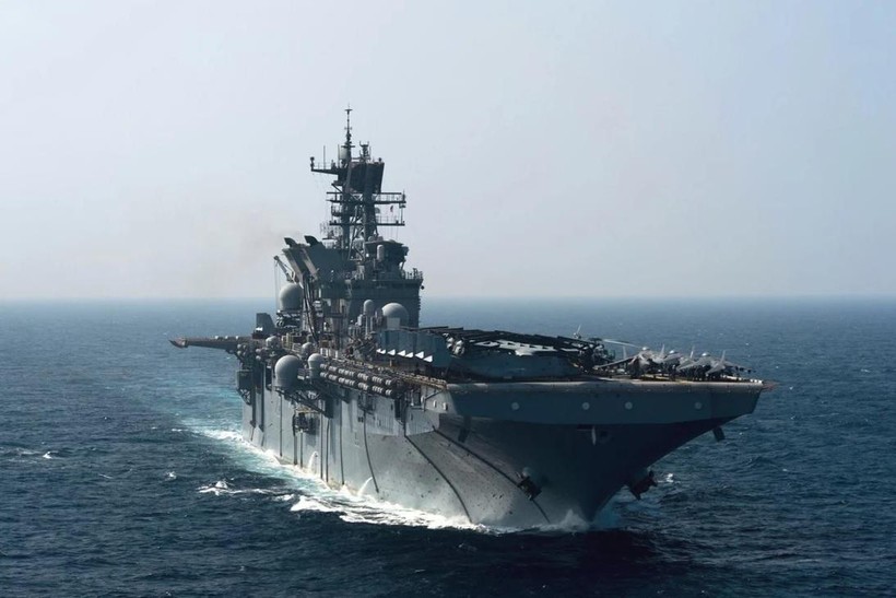 Nhóm sẵn sàng lưỡng cư Mỹ USS Makin Island đã được triển khai tới Biển Đông hồi tuần trước để tham gia tập trận (Ảnh: US Navy)