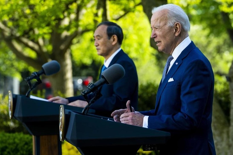 Tổng thống Mỹ Joe Biden và Thủ tướng Nhật Yoshihide Suga trong cuộc họp báo chung tại Nhà Trắng hôm 16/4 (Ảnh: EPA)