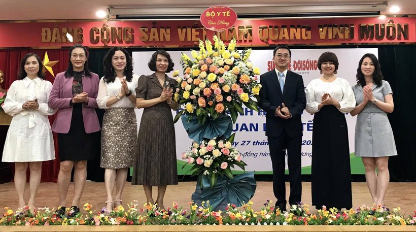 Thứ trưởng Bộ Y tế Trần Văn Thuấn tại lễ ra mắt Ban chấp hành Chi hội Nữ trí thức cơ quan Bộ Y tế (Ảnh - Duy Linh) 