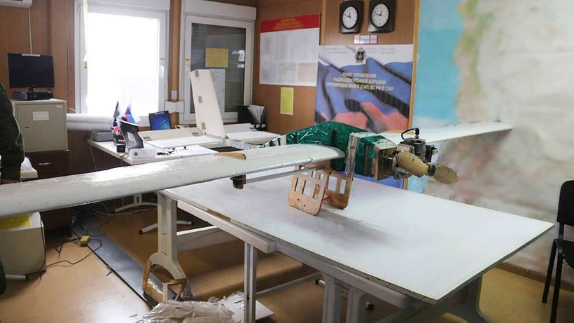 Máy bay Mỹ dính líu vụ tấn công căn cứ Nga tại Syria? ảnh 2 Máy bay Mỹ dính líu vụ tấn công căn cứ Nga tại Syria? ảnh 2