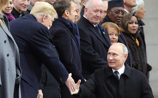 Hai vị tổng thống Mỹ - Nga tỏ vẻ rất thân thiện trong lễ kỷ niệm 100 năm kết thúc Thế Chiến I.