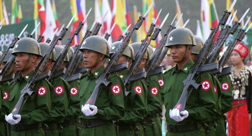 Quân đội Myanmar.