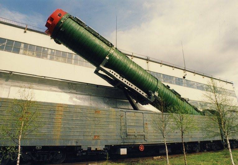 Dự án chế tạo đoàn tàu hạt nhân Barguzin.