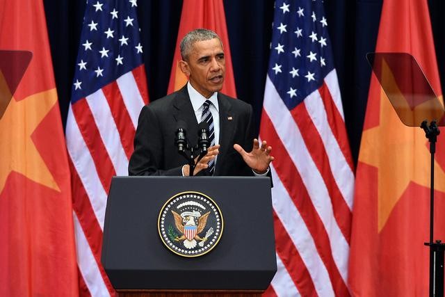 Tổng Thống Obama khi đang phát biểu tại Trung tâm Hội nghị quốc gia.