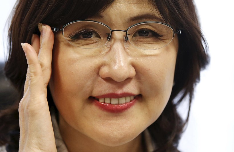 Bà Tomomi Inada (Reuters).