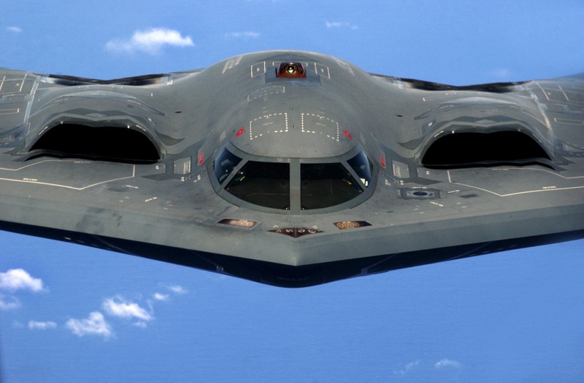 Mỹ điều thêm máy bay ném bom chiến lược B-2 tới Guam