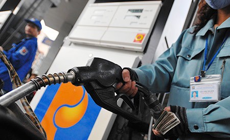 Giá bán lẻ xăng dầu không tăng