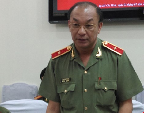 Thiếu tướng Lê Đông Phong tại buổi gặp mặt báo chí. Ảnh: HC 