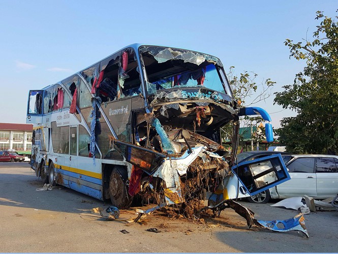 Tai nạn xe khách hai tầng - Ảnh: Lam Yên