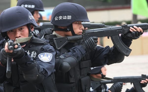 Lực lượng cảnh sát Trung Quốc. (Nguồn: krmagazine.com)