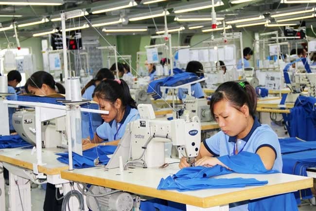 Dệt may là một trong nhóm mặt hàng có kim ngạch xuất khẩu cao của Việt Nam trong năm qua - Ảnh: Quốc Hùng