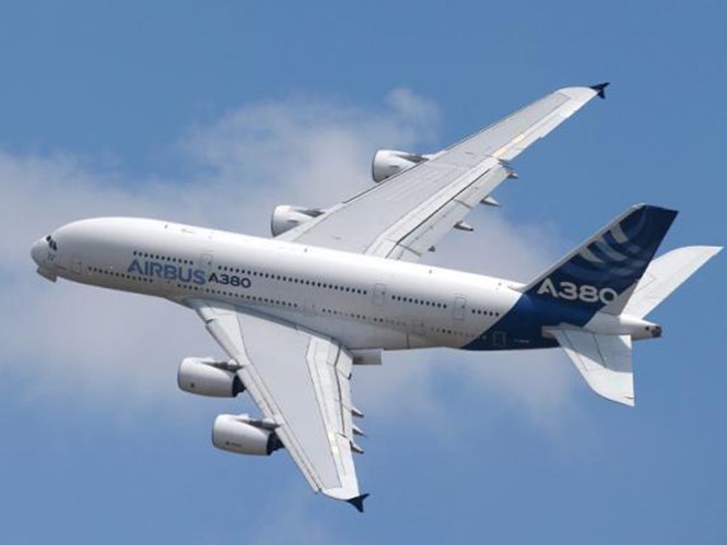 Trong giỏ hàng cực khủng của Iran có 8 chiếc A380 siêu bự - Ảnh: Reuters