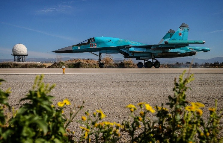 Chiến đấu cơ của Nga tại căn cứ không quân Hmeimim, Syria.