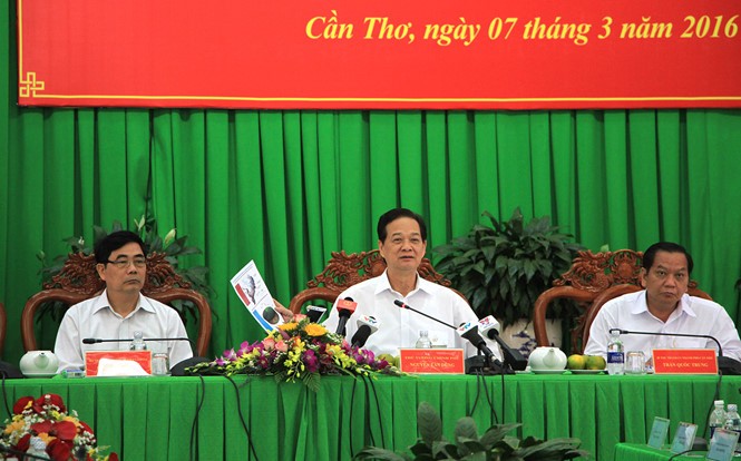 Thủ tướng Nguyễn Tấn Dũng chủ trì cuộc họp với các địa phương ĐBSCL sáng 7.3 - Ảnh: Đình Tuyển