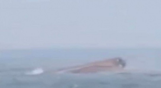 Trung Quốc chưa xác định được danh tính 'tàu lạ' đâm chìm tàu cá