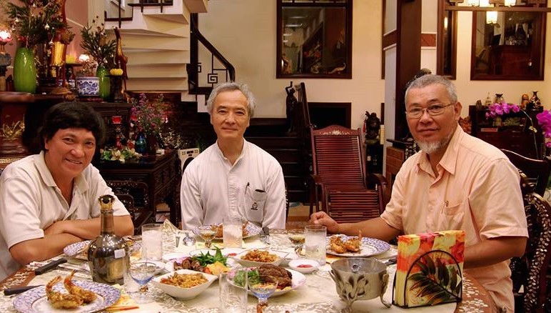 GS Ngô Vĩnh Long (ngồi giữa) nhận định: "Việt Nam có vị trí quan trọng trong bản đồ chiến lược của Mỹ tại Biển Đông ảnh 1 GS Ngô Vĩnh Long (ngồi giữa) nhận định: "Việt Nam có vị trí quan trọng trong bản đồ chiến lược của Mỹ tại Biển Đông ảnh 1
