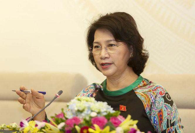 Chủ tịch Quốc hội Nguyễn Thị Kim Ngân than phiền về “sợi dây kinh nghiệm” trong chi tiêu ngân sách cứ rút mãi mà không hết - Ảnh: VIỆT DŨNG