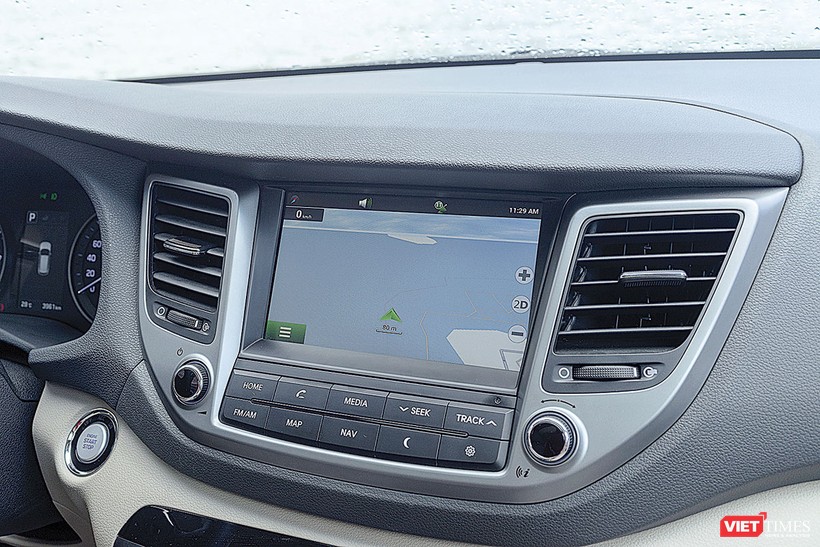 Hyundai Tucson 2017 có xứng "đồng tiền bát gạo"? ảnh 22 Hyundai Tucson 2017 có xứng "đồng tiền bát gạo"? ảnh 22