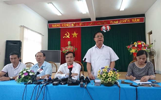 Tổ công tác của Bộ GTĐT công bố sai phạm thi THPT tại Sơn La ngày 23/7. Nguồn: Dân trí