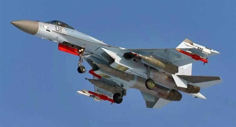 Nga đã làm gì để biến Su-35 trở thành máy bay chiến đấu đa nhiệm nhất thế giới? (Ảnh: Military Watch Magazine)