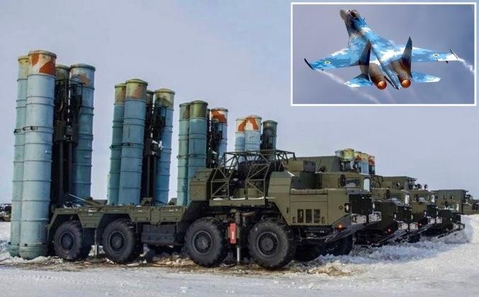 Nga cho hệ thống phòng không tầm xa S-400 xuất trận (Ảnh: Military Watch Magazine)
