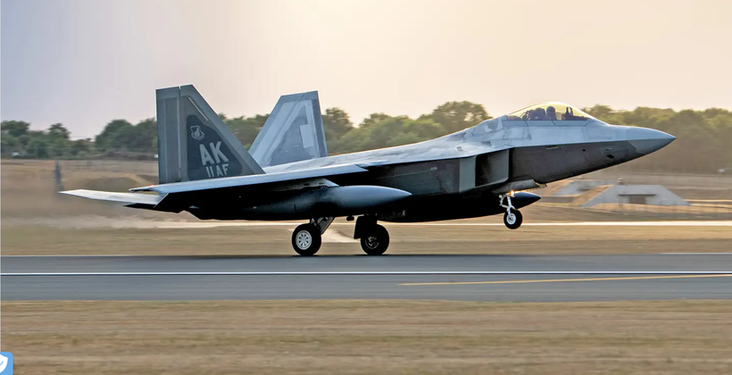 Mỹ điều máy bay chiến đấu F-22 đến Ba Lan, thực hiện sứ mệnh "che chắn" trên không của NATO (Ảnh: The Drive)
