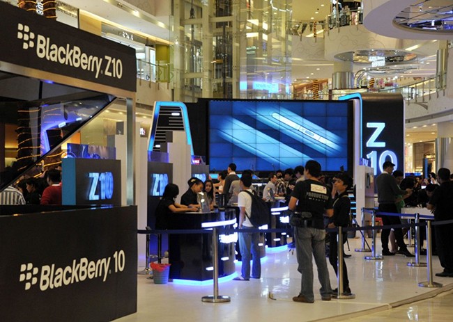 BlackBerry được cho là sẽ đóng cửa bộ phận phần cứng do hoạt động kinh doanh không hiệu quả (ẢNH: AFP)