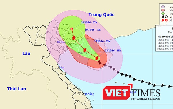 Hồi 19h ngày 18/10, bão số 7 đã đổ bộ vào đất liền đảo Hải Nam (Trung Quốc ) và sức gió giật giảm xuống còn cấp 14.