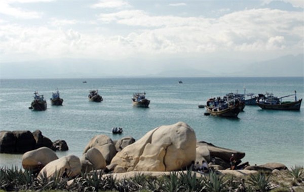 Một góc Khu bảo tồn biển Hòn Cau (huyện Tuy Phong, Bình Thuận) 