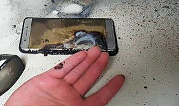 Samsung vừa bất ngờ tiết lộ nguyên nhân gây cháy nổ đối với dòng điện thoại cao cấp Galaxy Note 7.