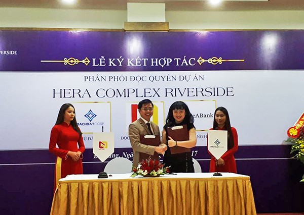 Chiều ngày 8/4, Nhất Nam và Bách Đạt ký kết hợp tác phân phối độc quyền dự án Hera Complex Riverside