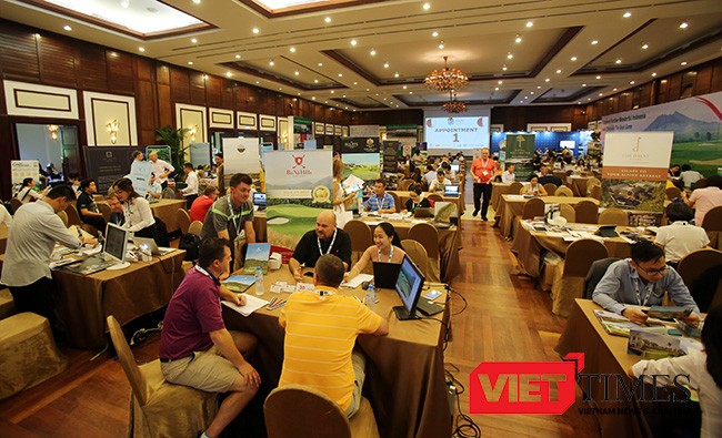 Sáng 8/5, hơn 650 người là đại diện các công ty du lịch golf và các dân golf nổi tiếng từ 36 quốc gia đã đến Đà Nẵng để dự Đại Hội Du Lịch Golf Châu Á năm 2017.