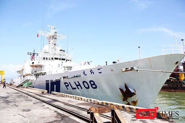 Sáng 13/6, tàu Cảnh sát biển biển Nhật Bản mang tên Echigo (hô hiệu PLH 08 ) cùng 85 sĩ quan và thủy thủ đã cập cảng Tiên Sa, chính thức bắt đầu chuyến thăm thăm hữu nghị Đà Nẵng.